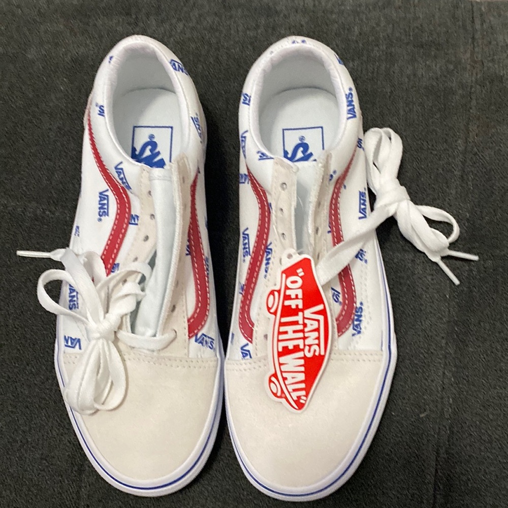 Vans “Off the Wall” Old Skool